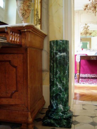 Colonne en faux marbre